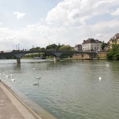 8 Rue Gambetta - 2 Pieces Диснейленд Париж